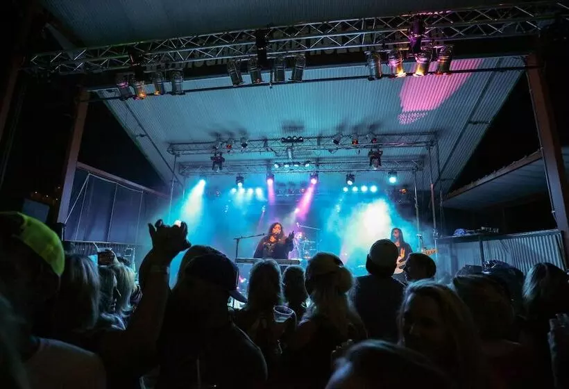 호텔 Camden On The Lake Resort