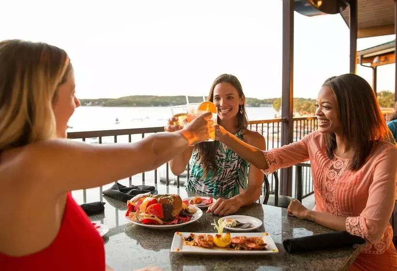 호텔 Camden On The Lake Resort