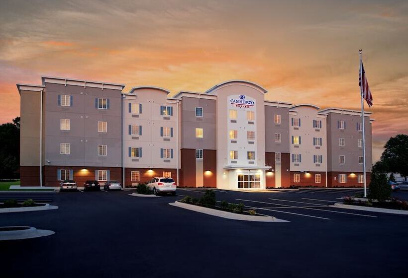 Отель Candlewood Suites North Little Rock, An Ihg