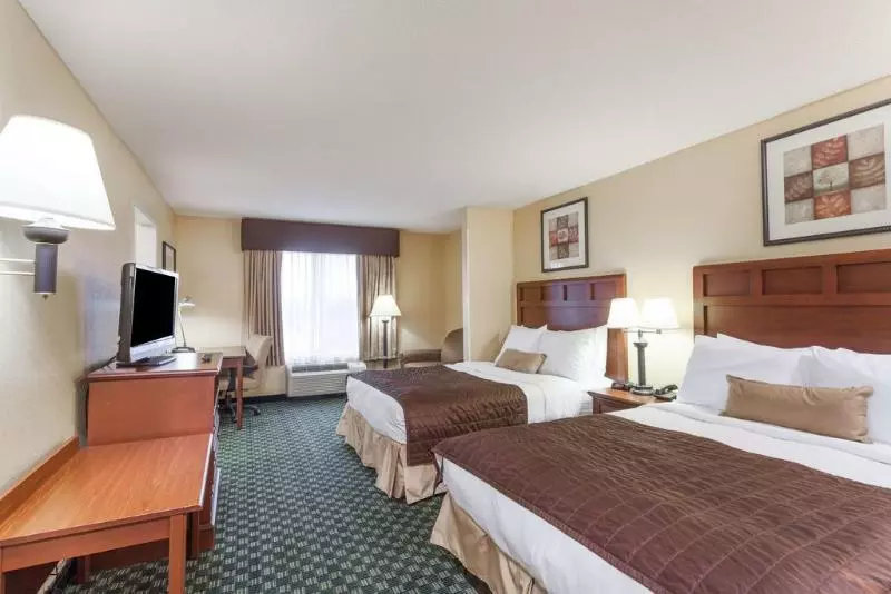 Отель Clarion Pointe Madisonhuntsville