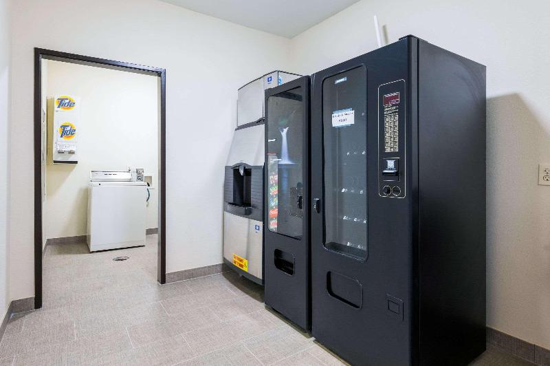 فندق Clarion Pointe Madisonhuntsville