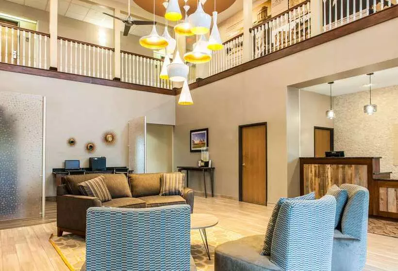 酒店 Comfort Suites