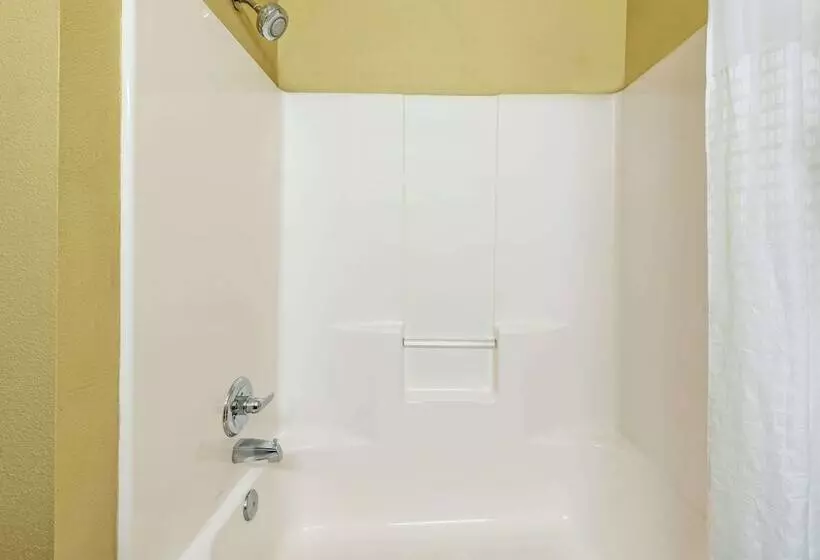 Szálloda Days Inn By Wyndham Rockdale Texas