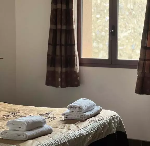 Отель Domaine De La Tannerie Chambres D Hôtes Et Appartements