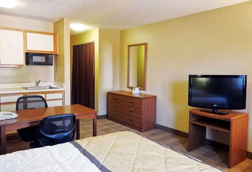 ホテル Suburban Studios Columbus East