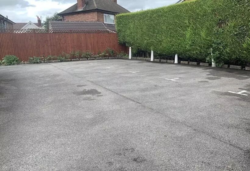 Hotel Green Gables Guest House