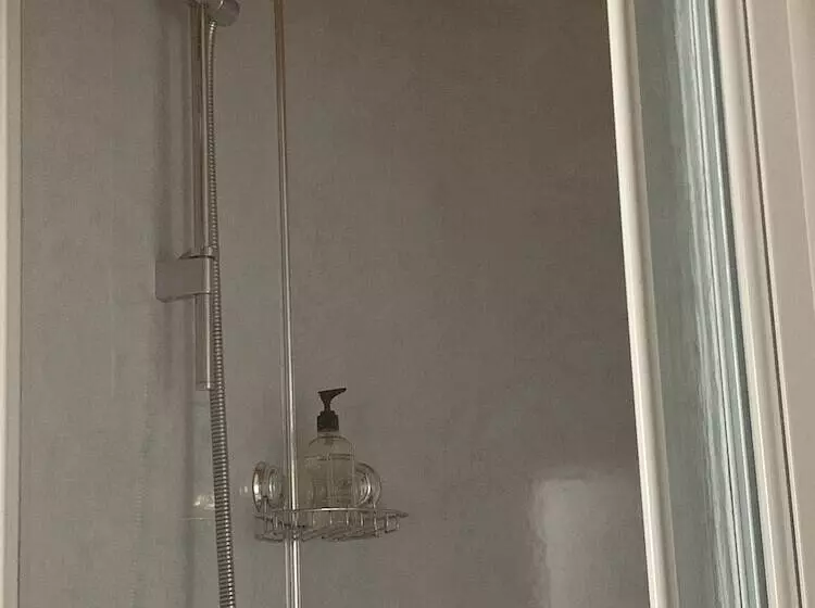 Hotel Green Gables Guest House