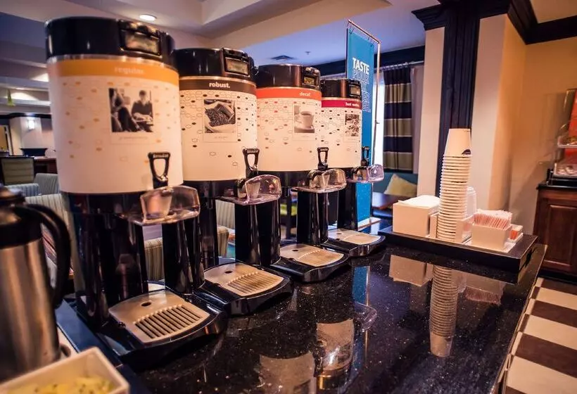 ホテル Hampton Inn Monticello