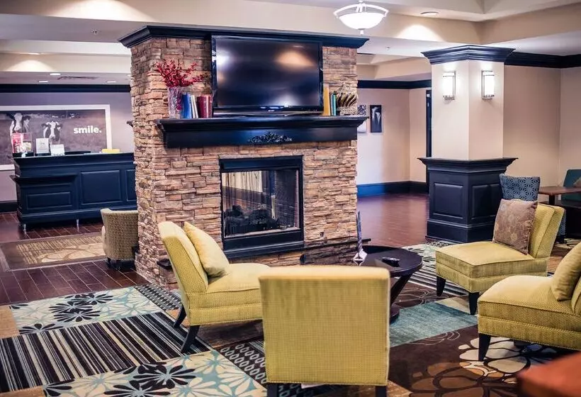 ホテル Hampton Inn Monticello