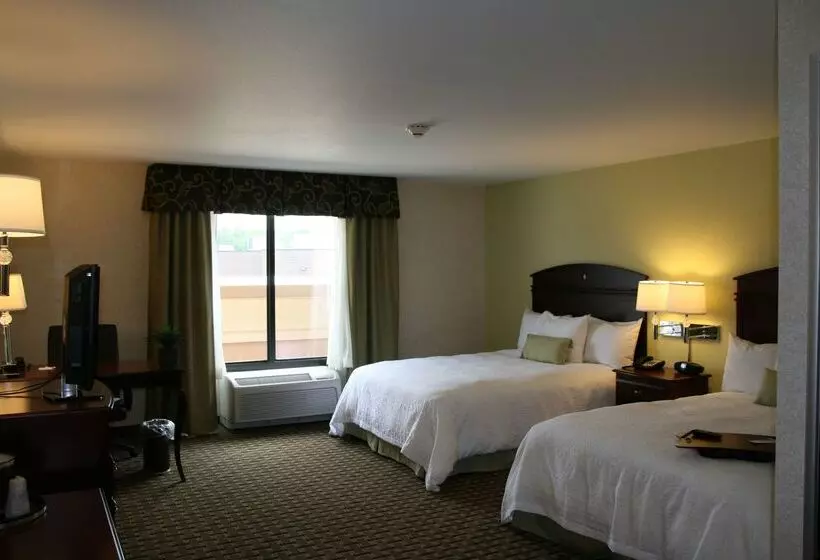 호텔 Hampton Inn & Suites Clevelandmentor