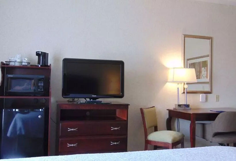 호텔 Hampton Inn & Suites Clevelandmentor