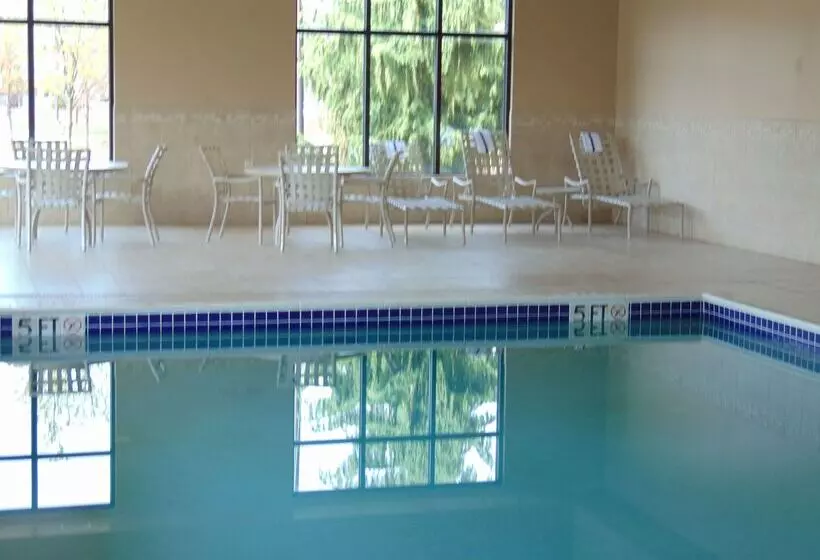 호텔 Hampton Inn & Suites Clevelandmentor