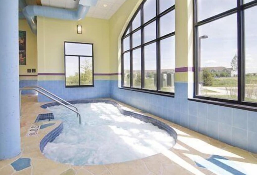 Holiday Inn Express Hotel & Suites Rogers, An Ihg