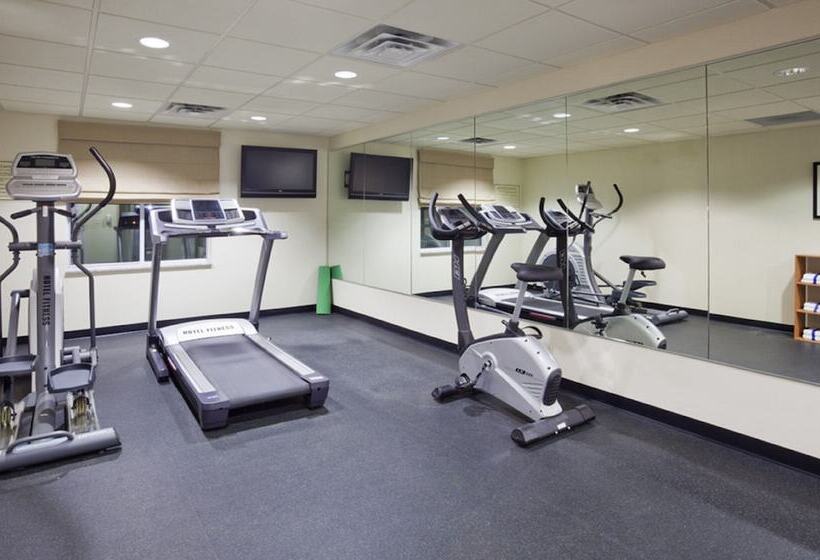 Holiday Inn Express Hotel & Suites Rogers, An Ihg