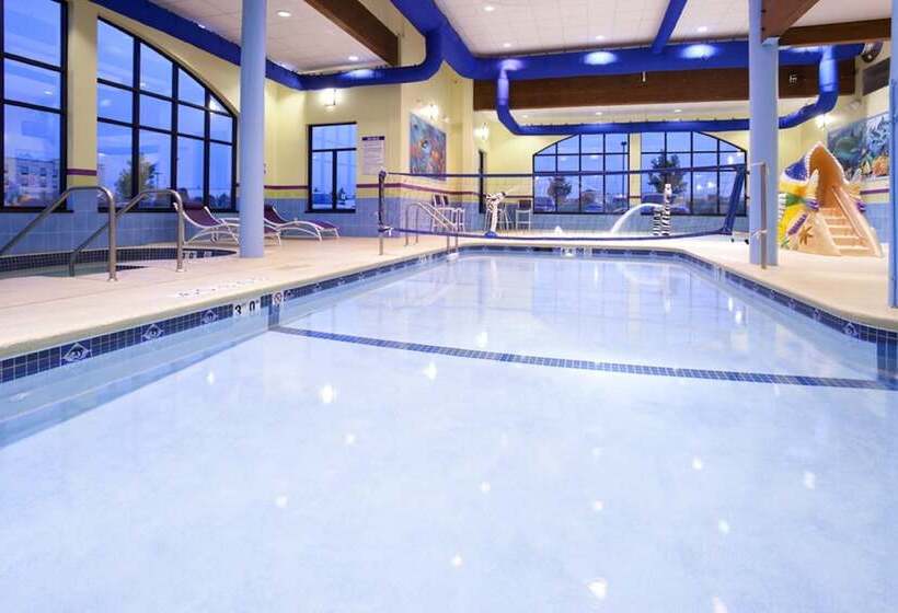 Holiday Inn Express Hotel & Suites Rogers, An Ihg