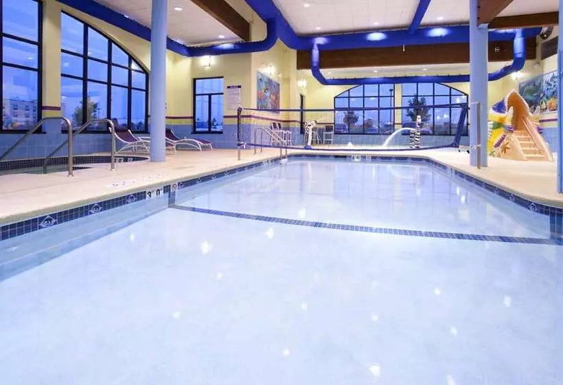 Holiday Inn Express Hotel & Suites Rogers, An Ihg