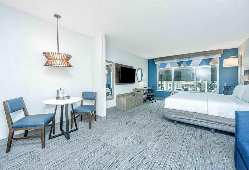 فندق Holiday Inn Express & Suites Charleston Arpt Conv Ctr Area, An Ihg