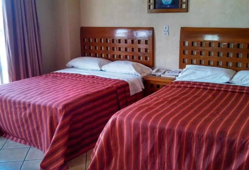 Отель Real Santa María