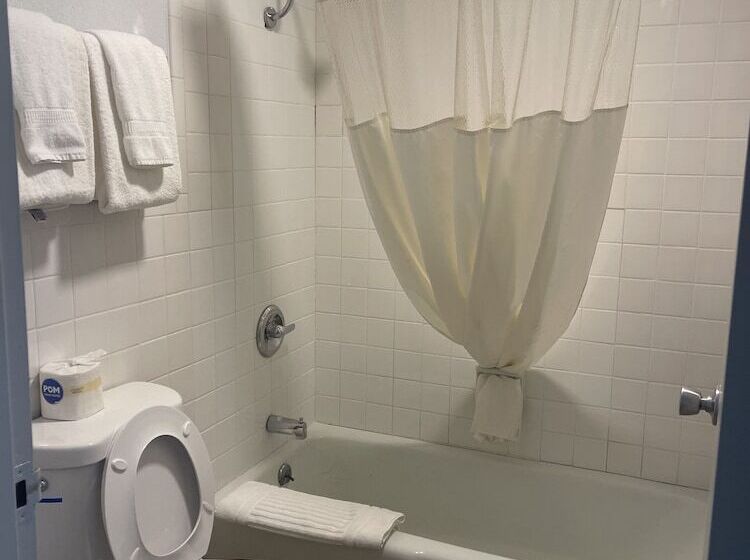 酒店 Suburban Studios Pueblo North