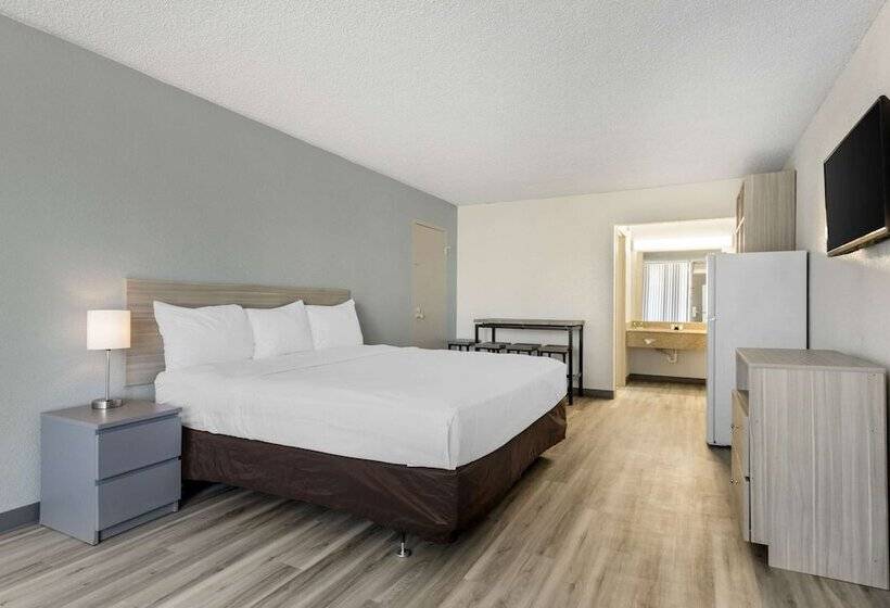 酒店 Suburban Studios Pueblo North