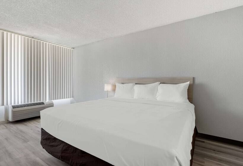 酒店 Suburban Studios Pueblo North