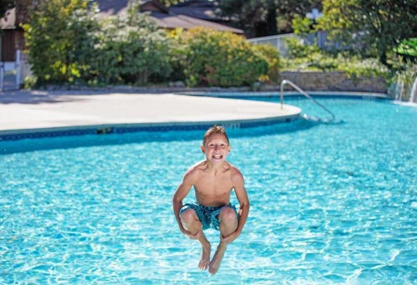 فندق Tantara Estates