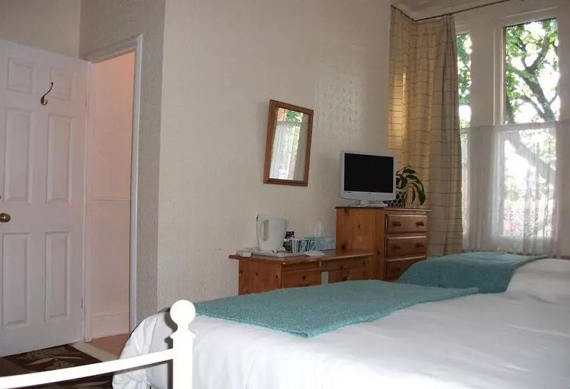 Отель Townhouse Bed & Breakfast