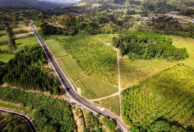 هتل Villa Florencia