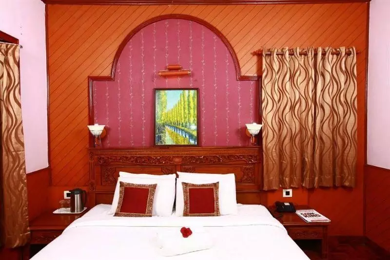 Отель Bangalore Residency