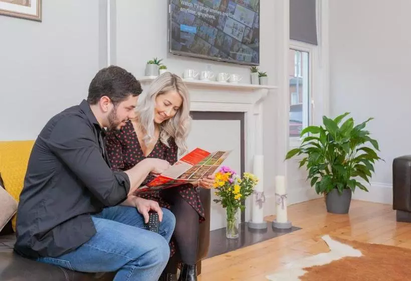 Hotelli Camera Guesthouse