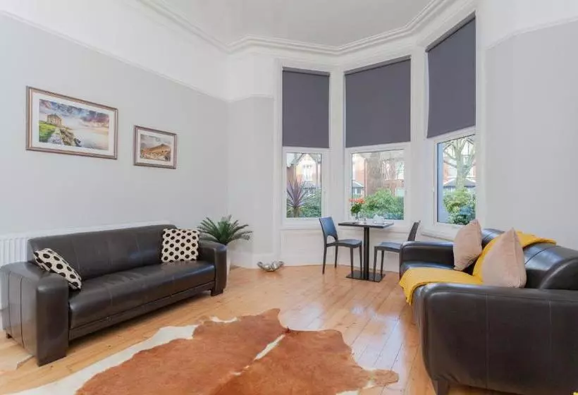 Hotelli Camera Guesthouse