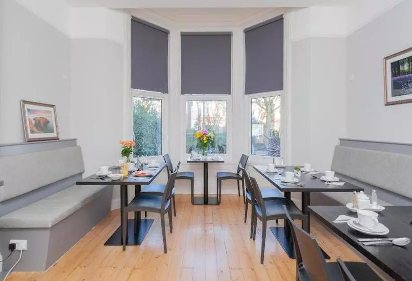 Hotelli Camera Guesthouse