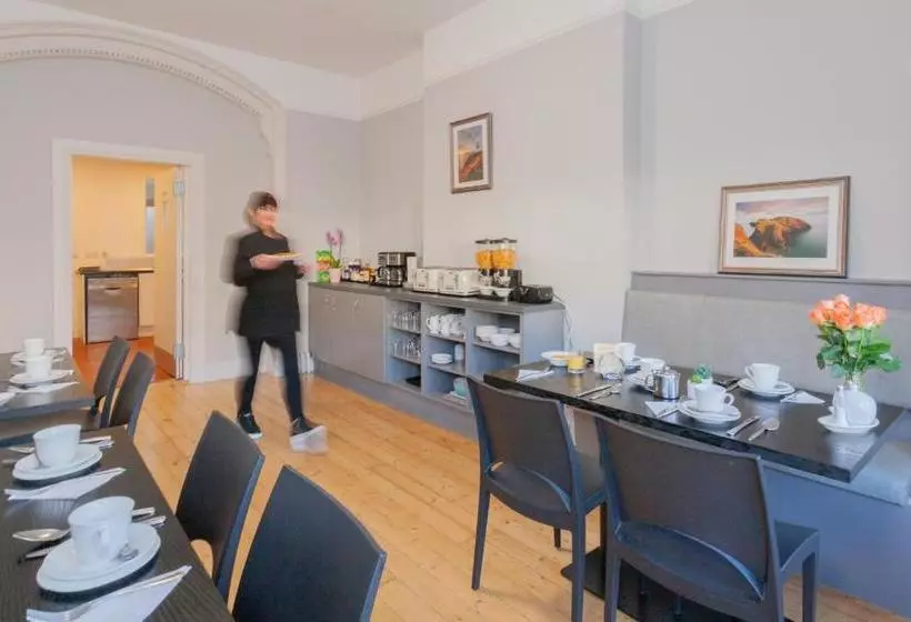 Hotelli Camera Guesthouse