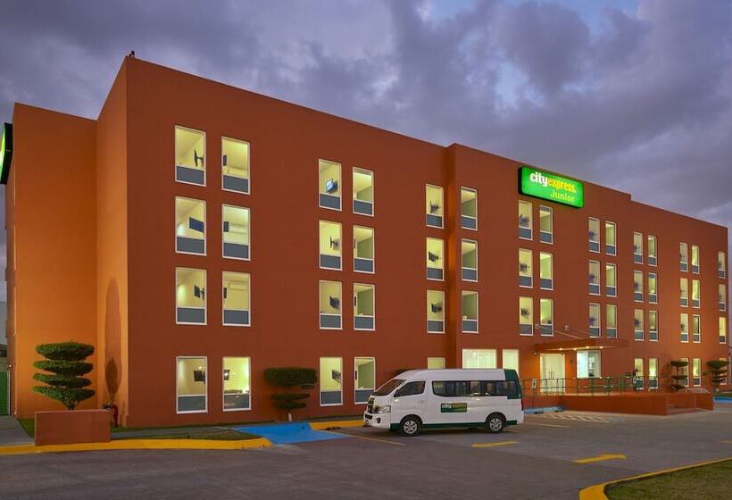 فندق City Express Junior By Marriott Guadalajara Periferico Sur