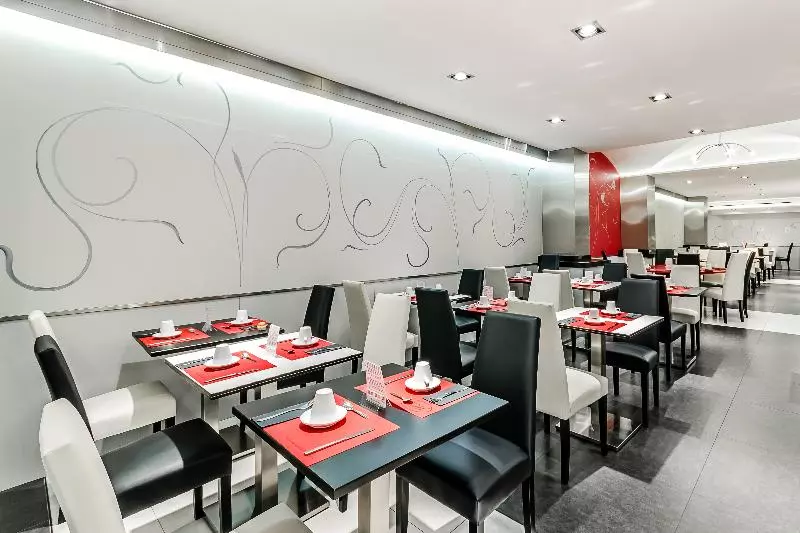 Отель Ciutadella Barcelona