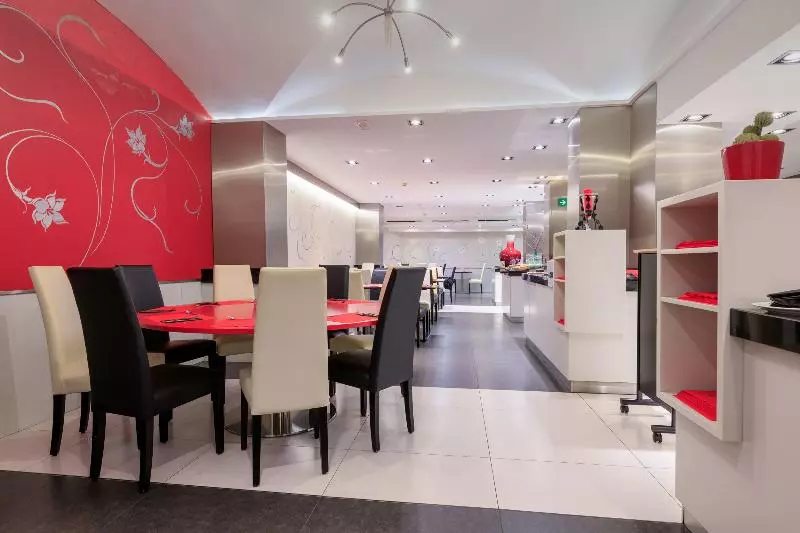 Отель Ciutadella Barcelona