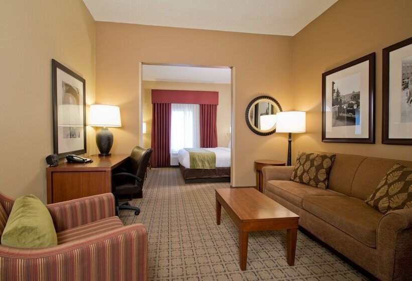 Отель Russell Inn & Suites