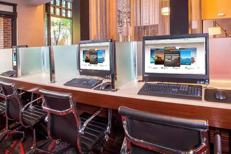 فندق Courtyard By Marriott Dulles Town Center