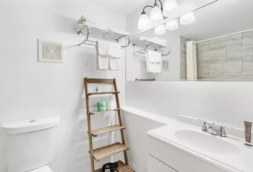 Hotel Fairbridge Inn And Suites West Point