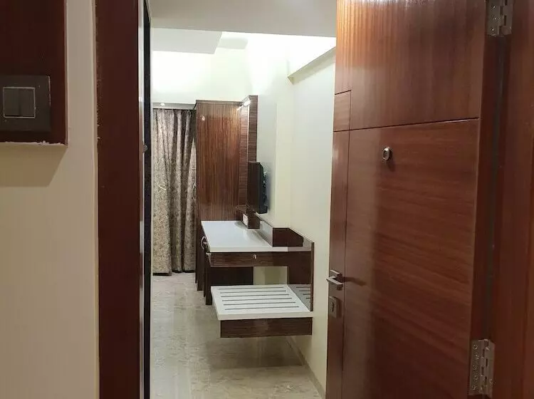 Отель Milan International