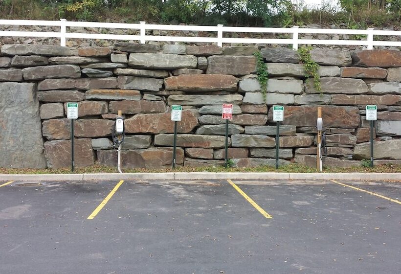 ホテル Paradise Inn & Suites