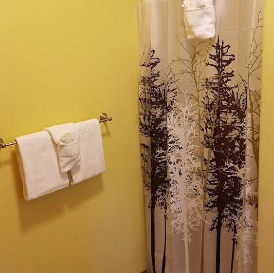 בית מלון כפרי Sequoia Riverfront Cabins