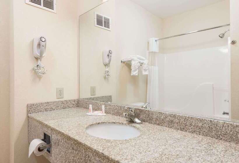 Otel Super 8 By Wyndham St Robert Ft Leonard Wood Area