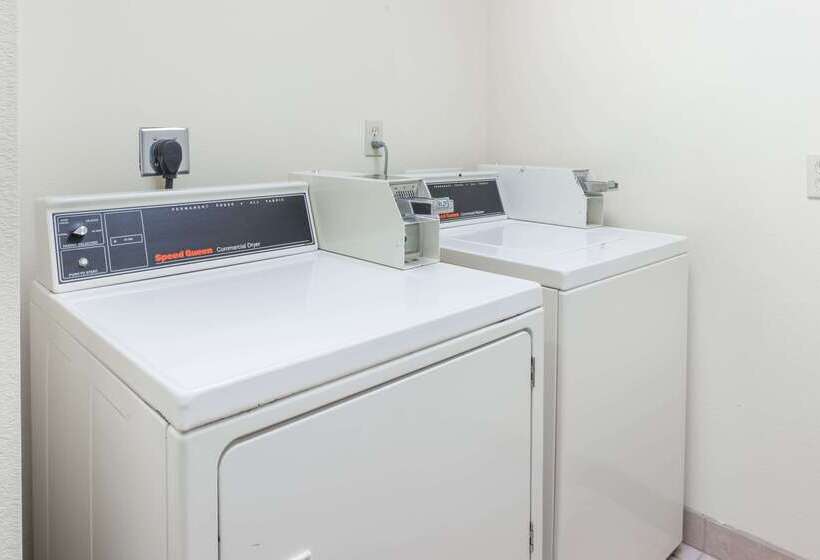 Otel Super 8 By Wyndham St Robert Ft Leonard Wood Area