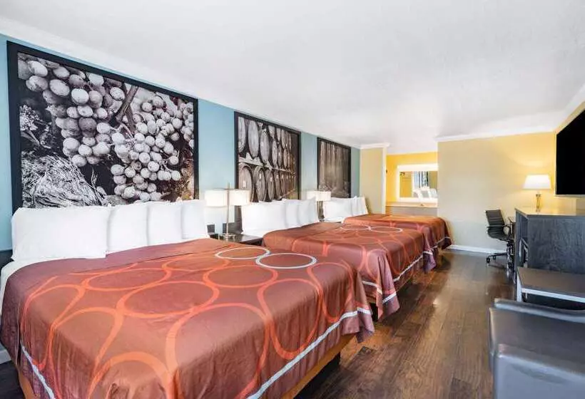 ホテル Super 8 By Wyndham Ukiah