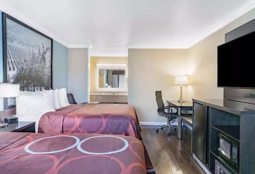 ホテル Super 8 By Wyndham Ukiah