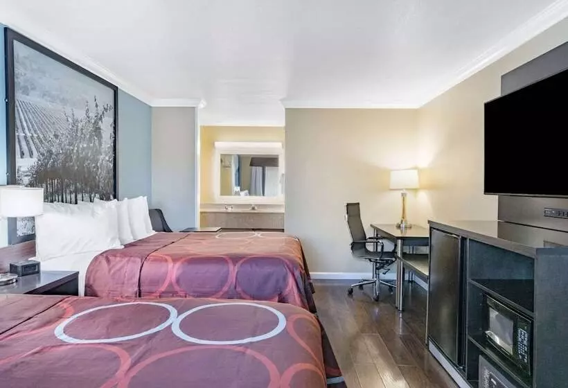 ホテル Super 8 By Wyndham Ukiah