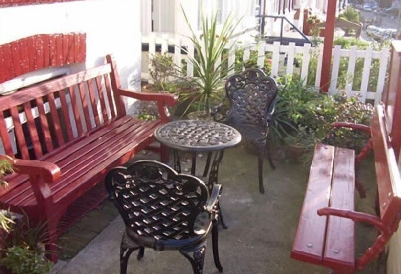 هتل The Meltham Guesthouse Scarborough