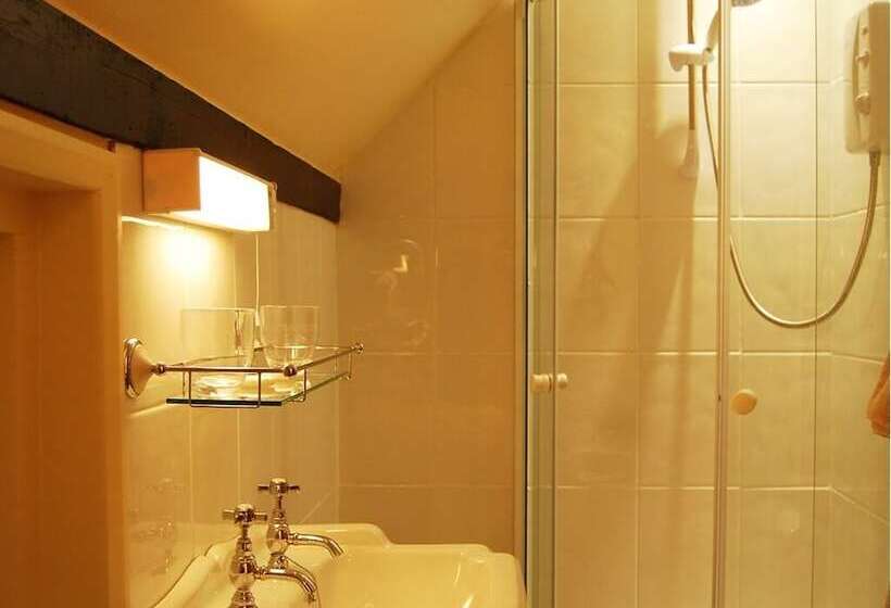 فندق The Plume Of Feathers