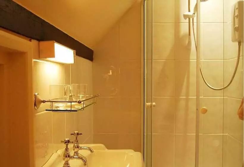 Hotel The Plume Of Feathers